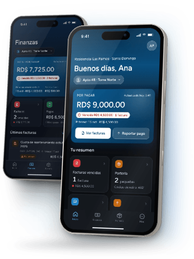 La app CONDOMERA Residentes en un iPhone: la pantalla Inicio muestra RD$ 9,000.00 por pagar, una factura vencida y 2 paquetes en portería; detrás, la pantalla Finanzas.